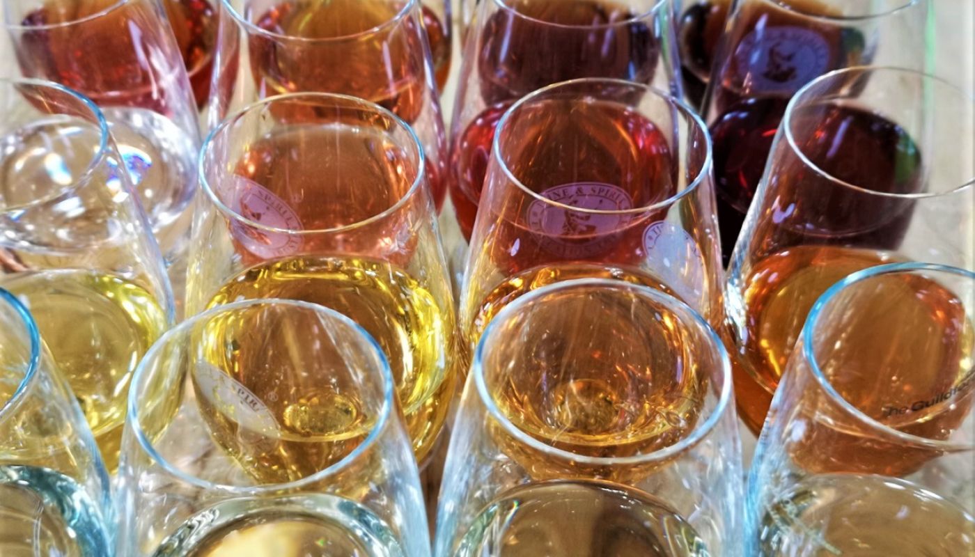 The colours of vermouth