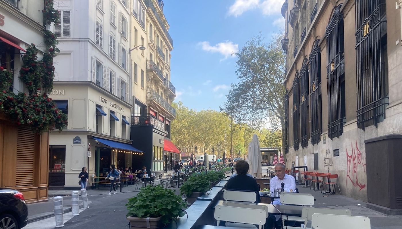Looking from the Grande Brasserie to the Place de la Bastille