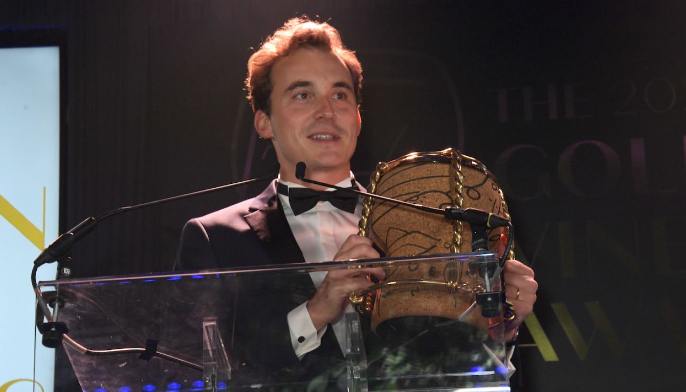 Charles Lachaux collects his Golden Vines Award