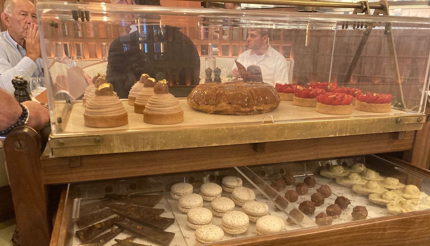 Maison Francois dessert trolley