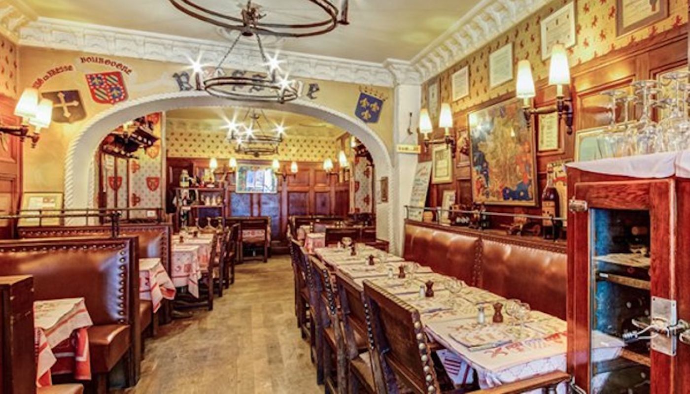 Auberge Bressane interior