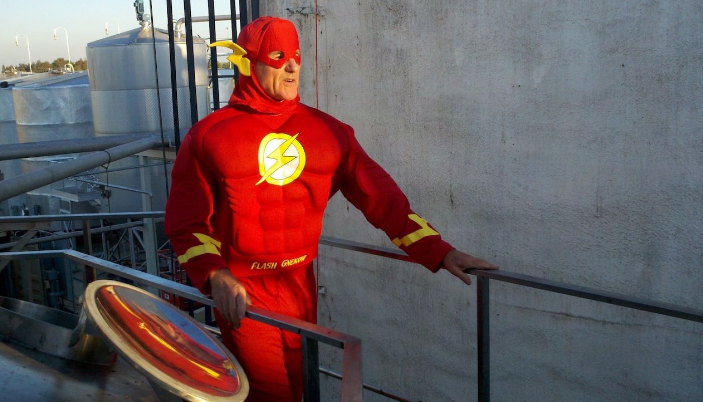 Barry Gnekow as Flash Gordon