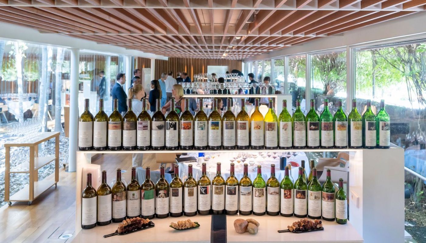 Vega Sicilia magnums