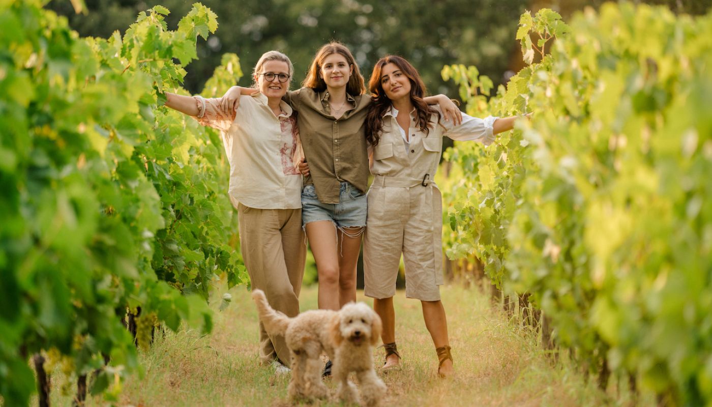 marina-chiara-miriam-lee-in-vineyard-main
