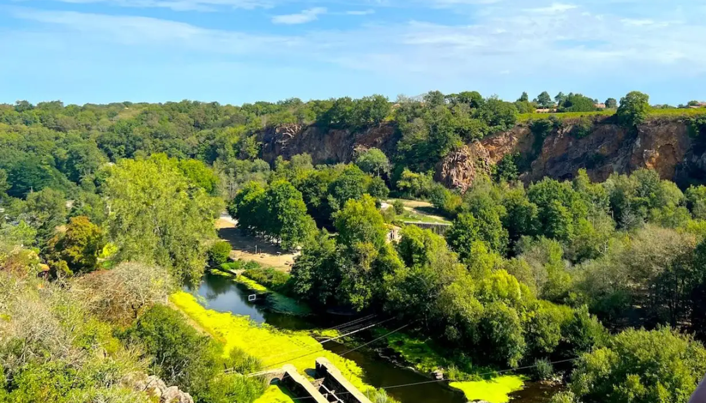 Looking out over the river Maine in Muscadet