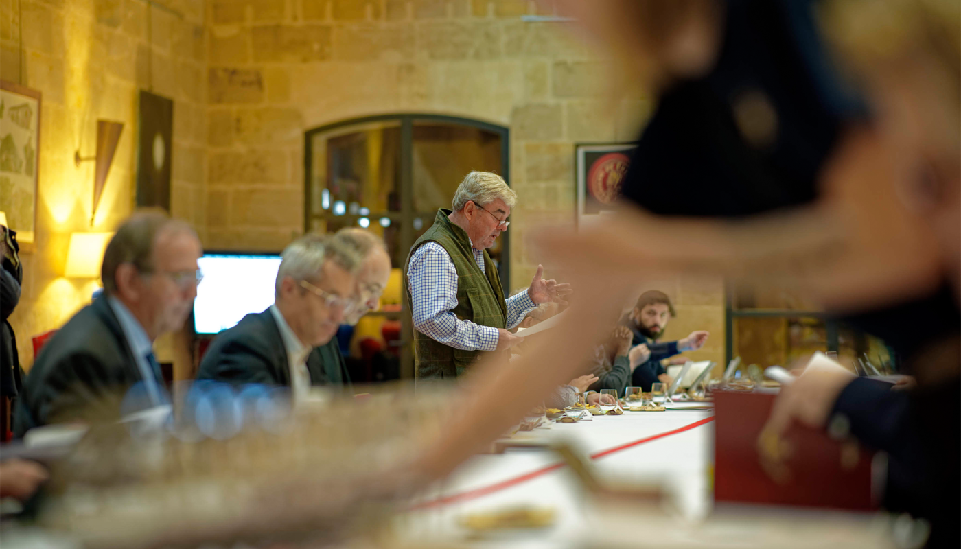 Olivier Bernard of Domaine de Chevalier presenting the wines at the tasting