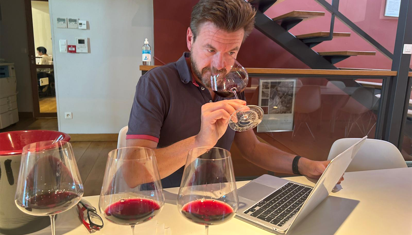 Alistair Cooper MW tasting through Southern Rhône reds in preparation for this report