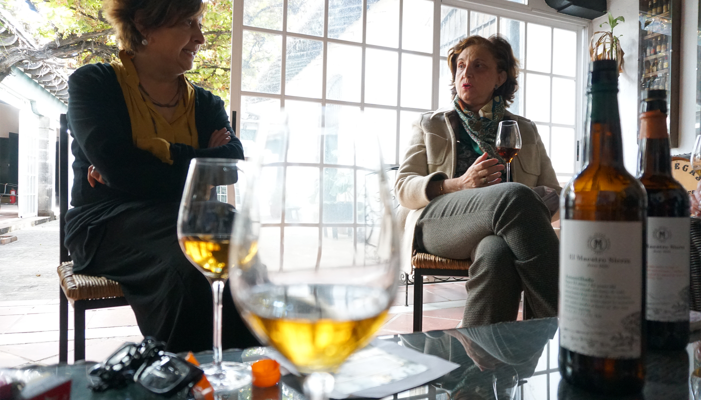 Ana Cabestrero and Carmen Borrego Plá chatting over sherry at El Maestro Sierra; credit Steven Alexander. 