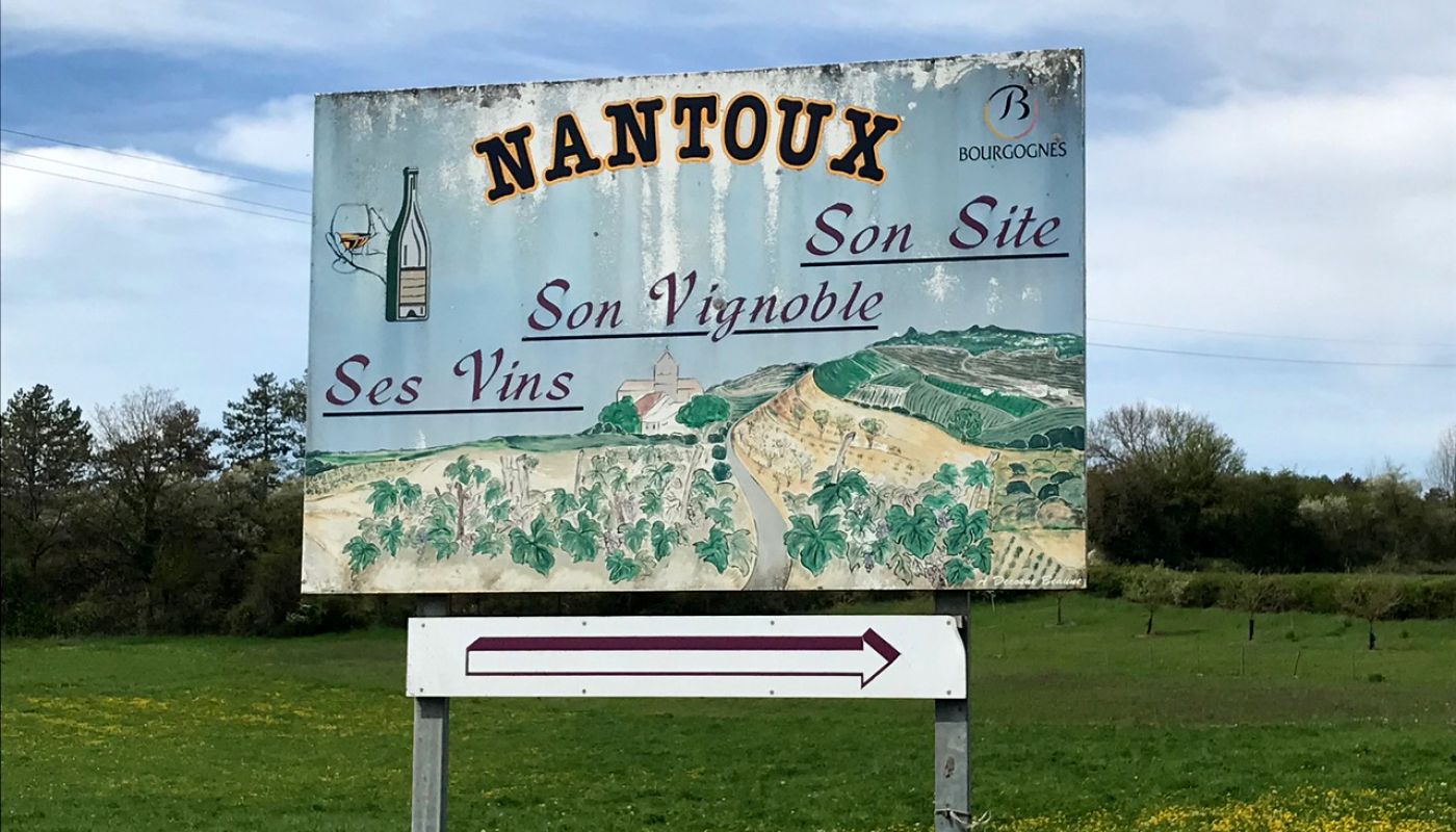Nantoux signpost