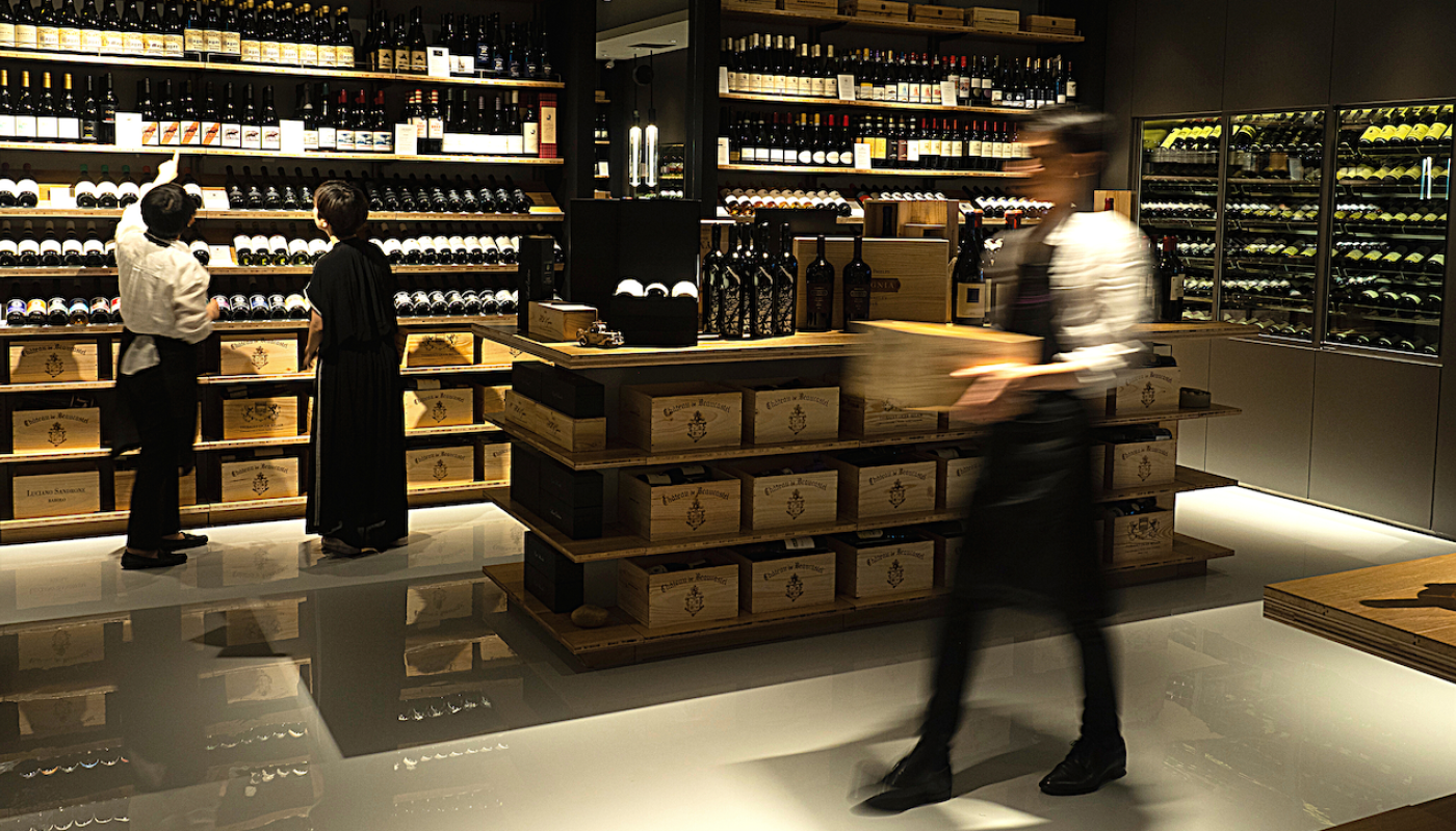 Cellar Door Aoyama interior
