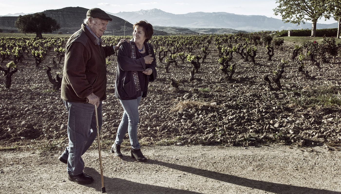 Ezequiel García and María Larrea