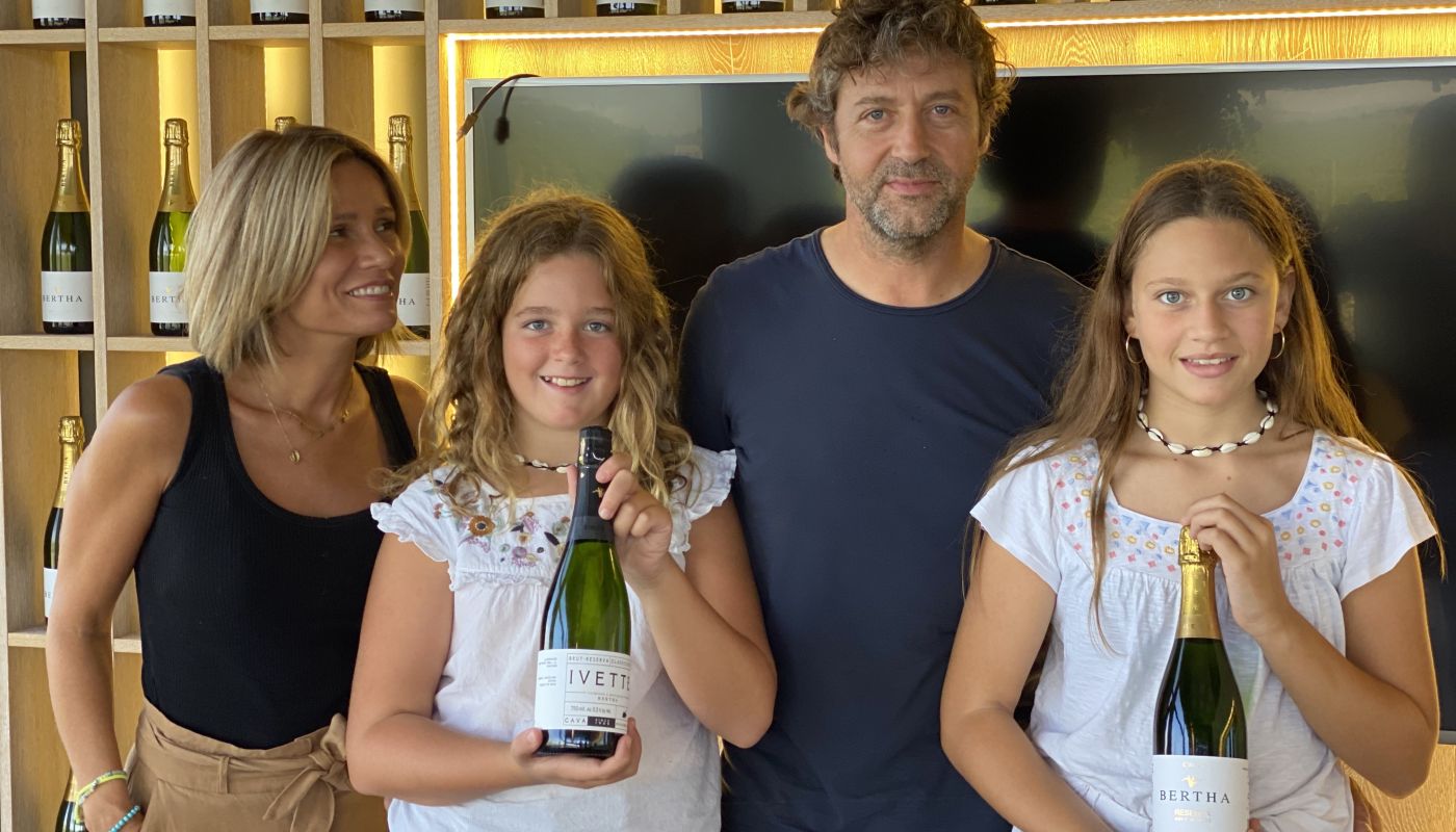 Cava Bertha family