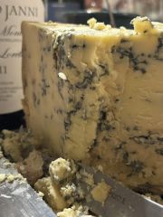 Stichelton chez Jancis and Nick