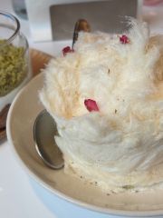 Em Sherif ice cream and bread pudding