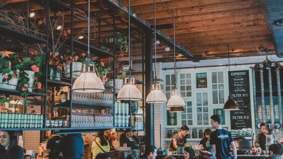 Open plan restaurant by Rod Long