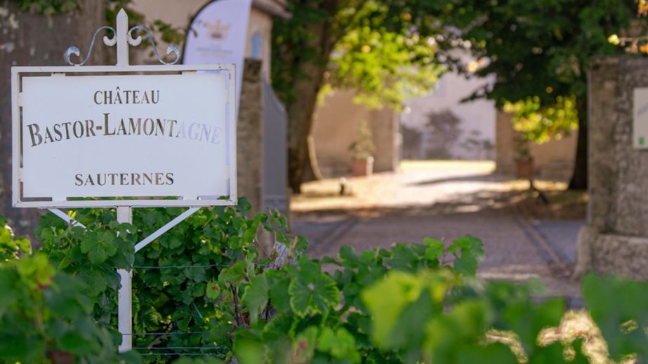 Entree to Ch Bastor-Lamontagne