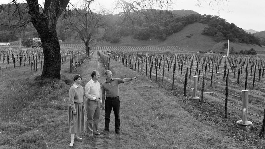Dennis and Elizabeth Groth and first winemaker Nils Venge in 1984 
