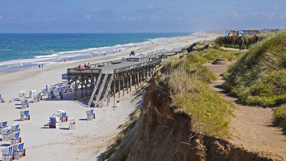 Sylt with beach and Strandkörbe