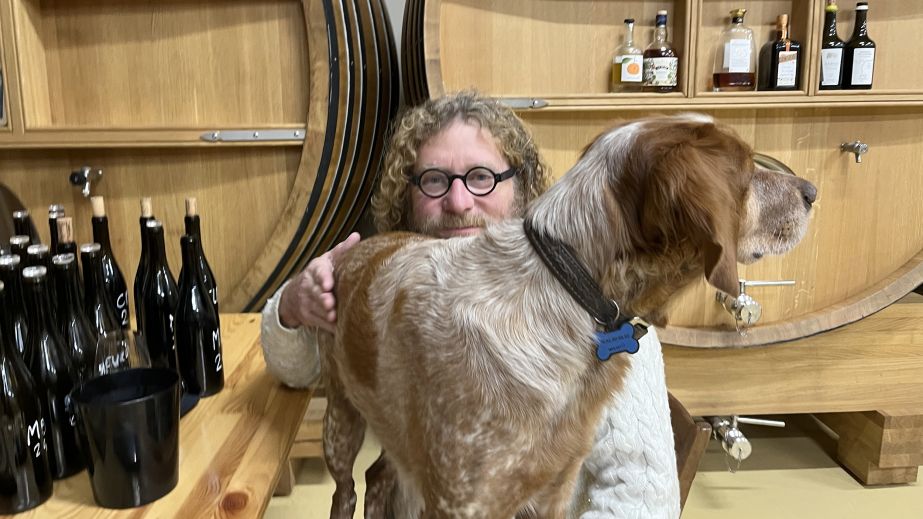 Shaggy (Sylvain Pataille) and his dog Scoubidou