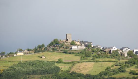 The village of O Bolo in Valdeorras where Rafa Palacios is based
