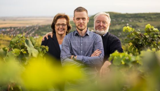 Heimann family in vineyard