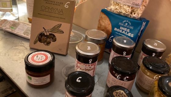 Epicerie goods at Tonton restaurant in Beaune