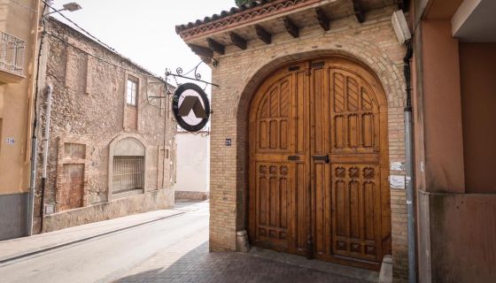 Doorway to Cava producer Mestres