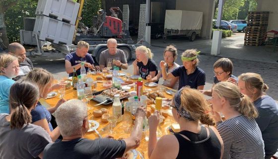 Weingut May harvest lunch