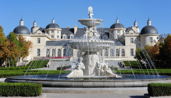 Ch Changyu Moser XV fountain