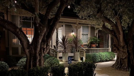 Enclos exterior in Sonoma