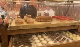 Maison Francois dessert trolley