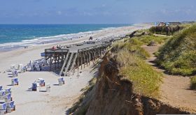 Sylt with beach and Strandkörbe