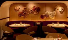 Bonheur restaurant interior