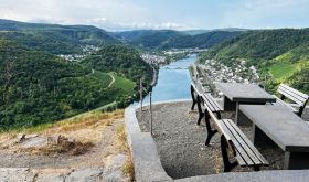 bench with a view over the Mosel