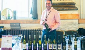 Tertius Boshoff of Stellenrust shows off multiple Chenins in London
