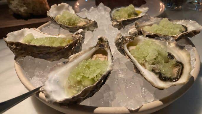 NoMad oysters
