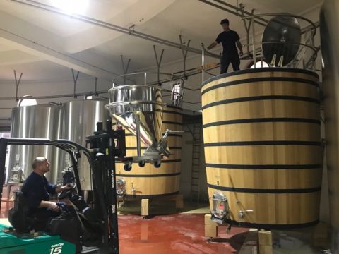 Hoisting Cabernet Sauvignon at Ch Pichon Baron 10 October 2019