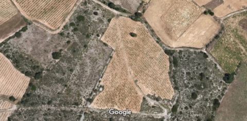 Lacomatia satellite image