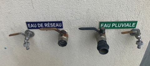 Rainwater tap Ch Teynac