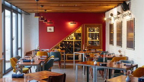 The dining room at Racines in Brussels.