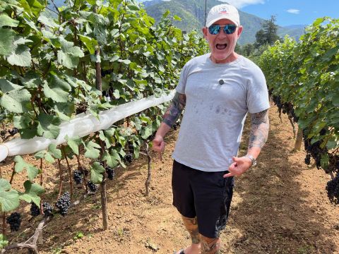 Juergens in Paro vineyard