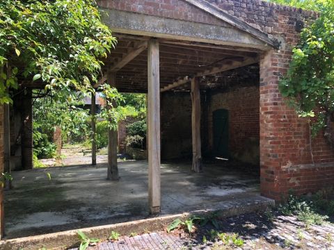 Updown restaurant before Ruth and Oli