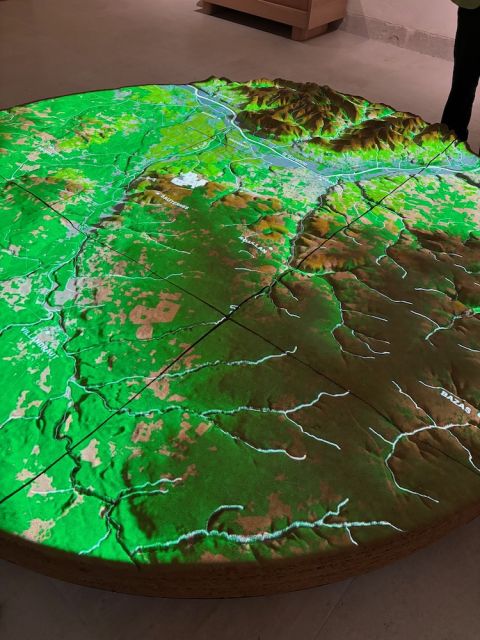 Hi tech map of Yquem