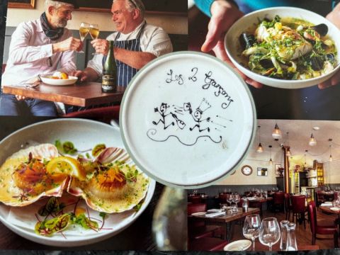 Les 2 Garcons postcard