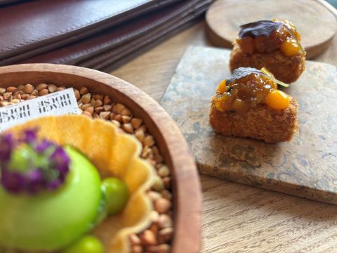 Beach House amuse bouches