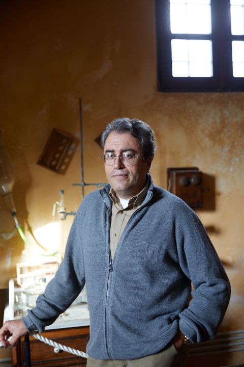 Petros Vamvakousis, president of the Santorini Winemakers Association