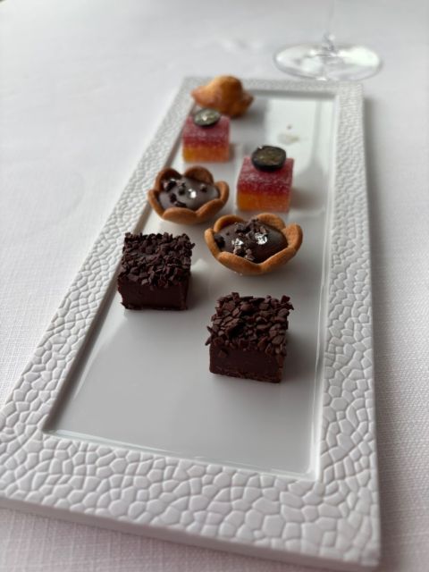 Tour d'Argent petits fours