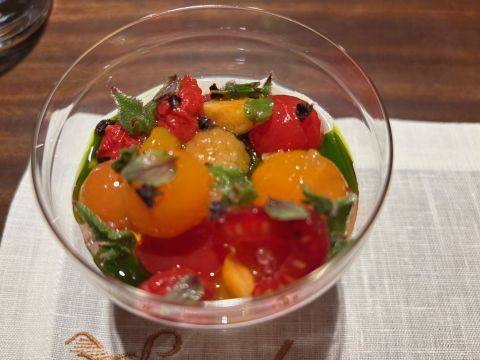 Enclos tomato dish