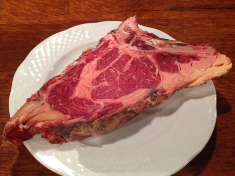 txuletón Basque steak at Maitea