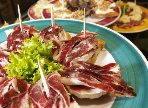 Basque pintxos at Maitea